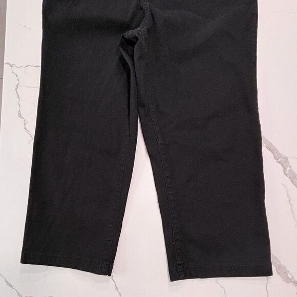 NYDJ | High Waisted Capris Pants Black Denim Button Jeans Size 10 - Picture 4 of 11